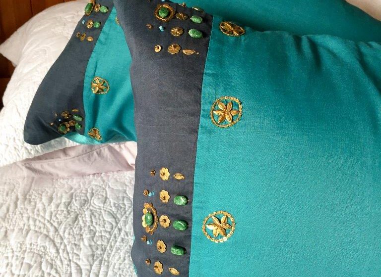 Upcycling Skirt to cushion covers Upcycling old skirts DIY pillow covers Flow Colour Colour Consulting Interior Decorating