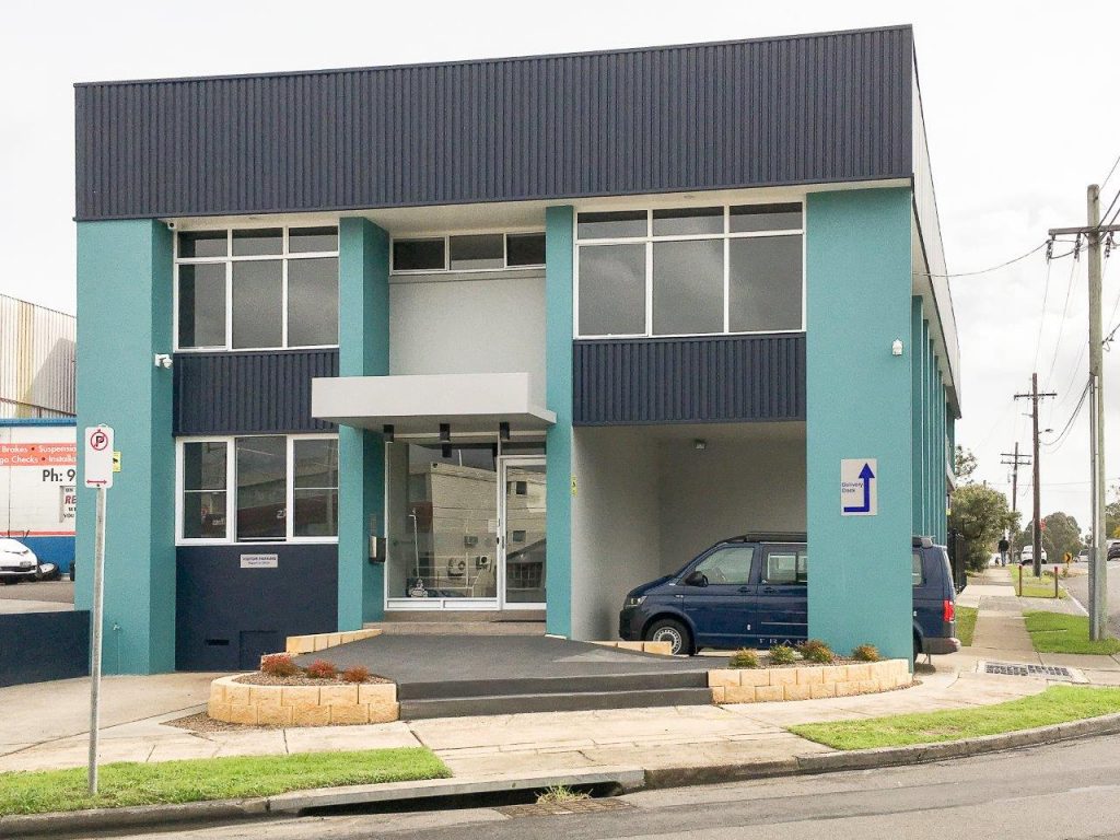 Commercial Exterior Colour Makeover Hornsby Building Exterior Colour Transformation Flow Colour Colour Consulting Exterior Design Teal and Navy Colour Scheme